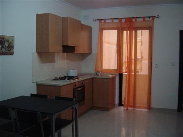 Belmont Court Apartments Qawra Room photo
